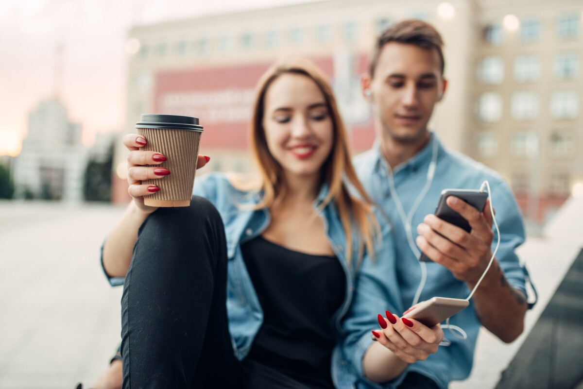 tech jobs that pay well without a degree
